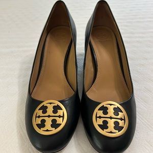 Tori Burch Chelsea 50mm pump Napa leather size 8.5